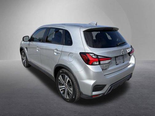 2024 Mitsubishi Outlander Sport SE