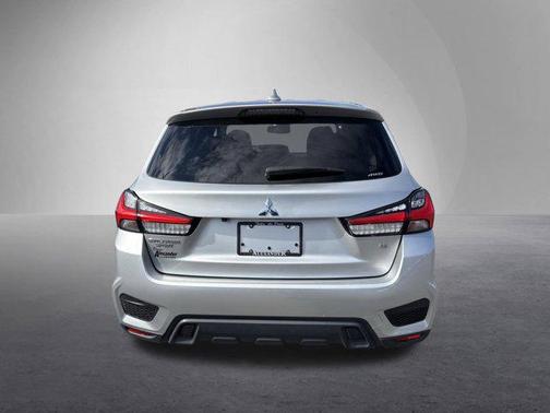 2024 Mitsubishi Outlander Sport SE