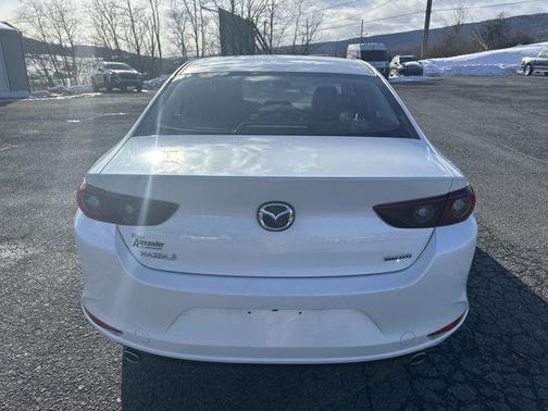 2025 Mazda Mazda3 FWD w/Preferred Package