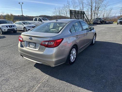 2017 Subaru Legacy Premium