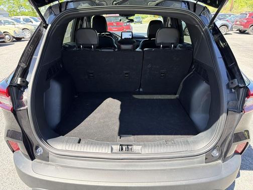 Black Metallic 2025 Ford Escape ST-Line