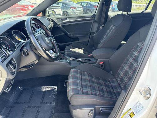 2018 Volkswagen Golf GTI 2.0T S 4-Door