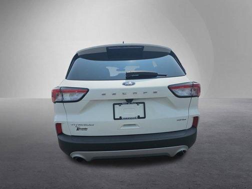 2021 Ford Escape Titanium