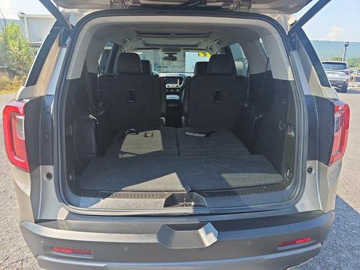 2022 GMC Acadia AWD AT4