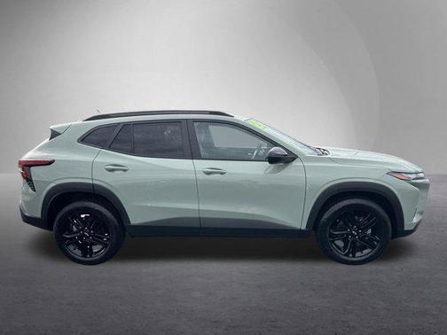 2025 Chevrolet Trax FWD ACTIV