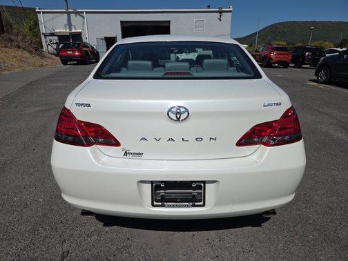 2008 Toyota Avalon Limited