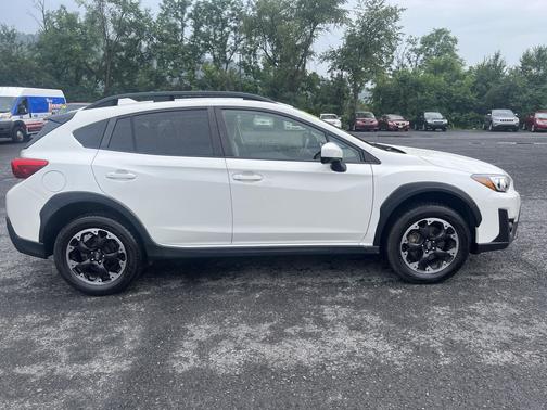 Crystal White Pearl 2023 Subaru Crosstrek Premium
