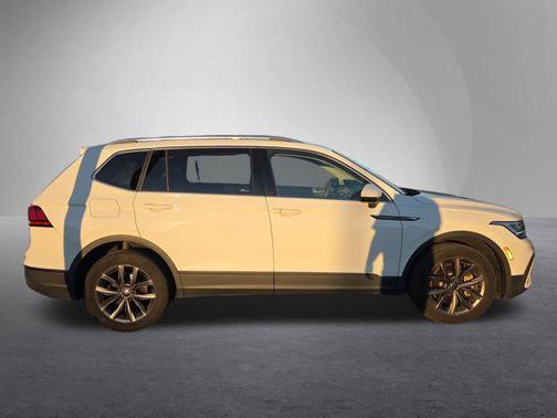 2022 Volkswagen Tiguan 2.0T SE 4MOTION