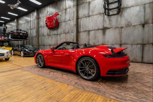 2020 Porsche 911 Carrera