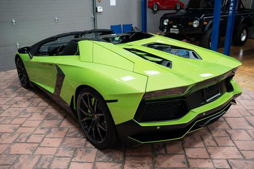 2014 Lamborghini Aventador LP 700-4