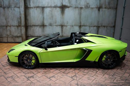 2014 Lamborghini Aventador LP 700-4