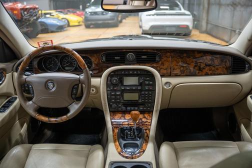 2005 Jaguar XJ XJ8 L