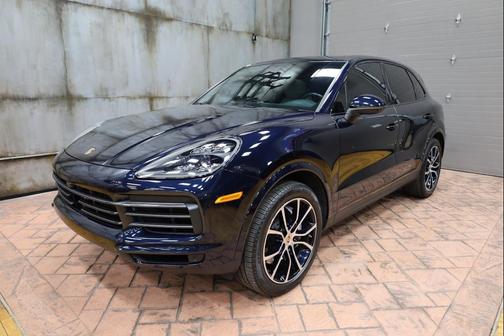 2023 Porsche Cayenne Platinum Edition