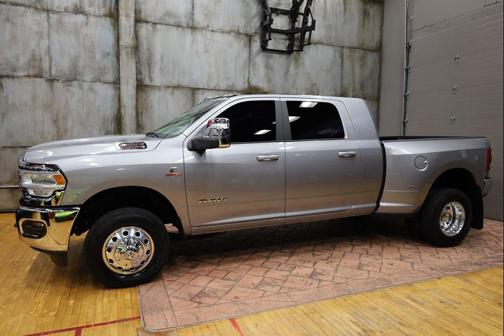 2024 RAM 3500 Laramie Mega Cab 4x4 6'4' Box