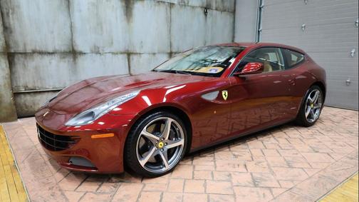 2013 Ferrari FF Hatchback