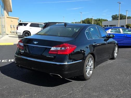 2013 Hyundai Genesis 3.8