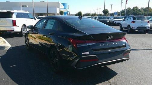 2026 Hyundai ELANTRA HEV SEL Sport