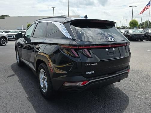 Black 2023 Hyundai TUCSON SEL
