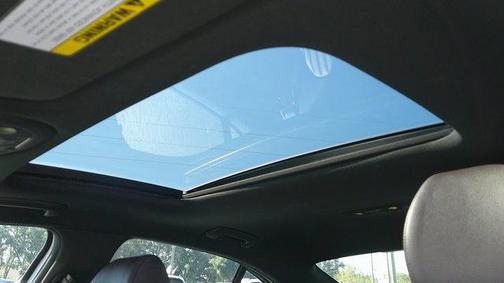 2022 Genesis G70 2.0T RWD