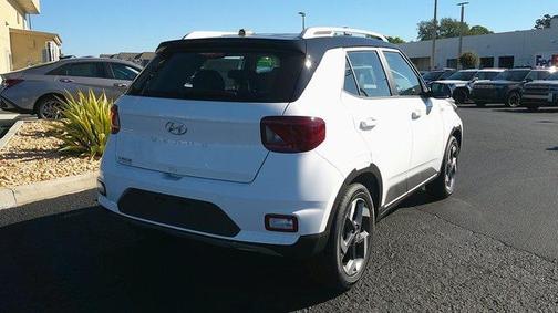 2025 Hyundai VENUE Limited