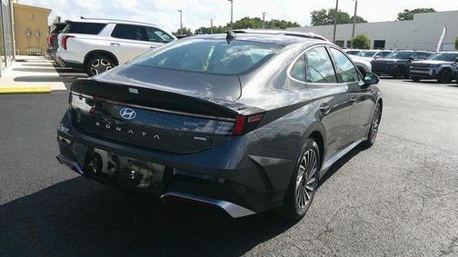 2025 Hyundai SONATA Hybrid Limited