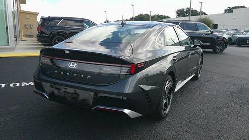 2026 Hyundai SONATA SEL