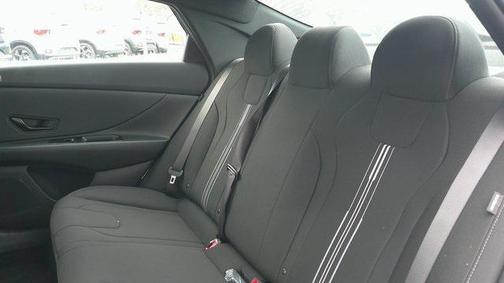 2025 Hyundai ELANTRA Sport