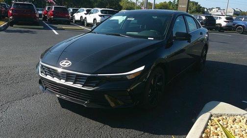 2026 Hyundai ELANTRA Sport