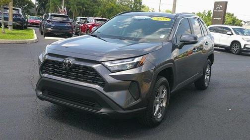 2023 Toyota RAV4 XLE