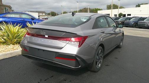 2025 Hyundai ELANTRA Sport