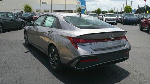 2025 Hyundai ELANTRA Sport