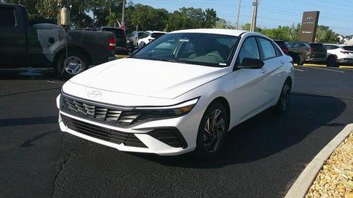 2025 Hyundai ELANTRA Sport