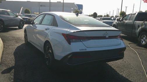 2025 Hyundai ELANTRA Sport