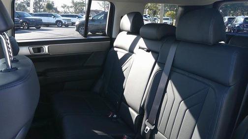 2025 Hyundai SANTA FE SEL 2.4
