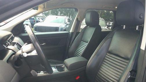 2020 Land Rover Discovery Sport S