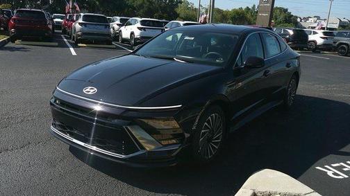 2025 Hyundai SONATA Hybrid SE