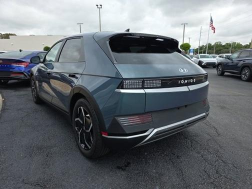 Green 2023 Hyundai IONIQ 5 SE Standard Range