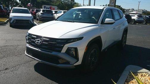 2026 Hyundai TUCSON Hybrid Blue SE