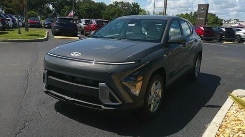 2026 Hyundai KONA SE