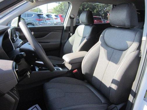 2019 Hyundai SANTA FE SE 2.4