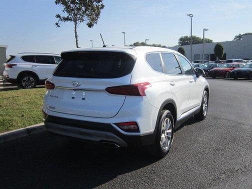 2019 Hyundai SANTA FE SE 2.4