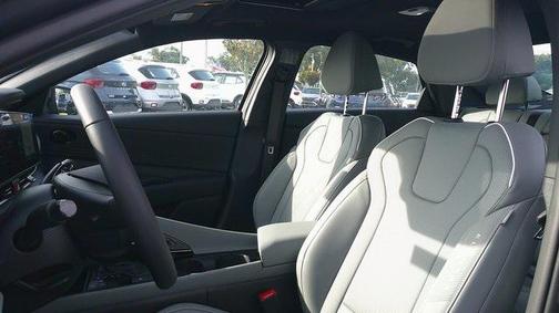 2025 Hyundai ELANTRA HEV Limited