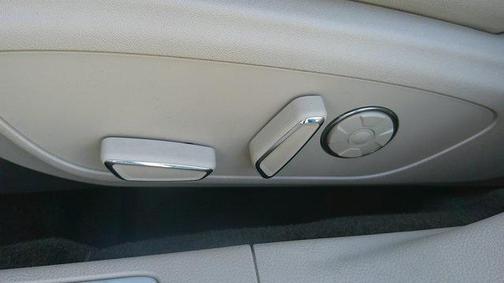 2016 Lincoln MKZ Hybrid Base