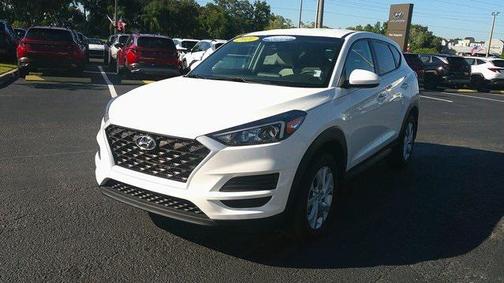 2021 Hyundai TUCSON SE