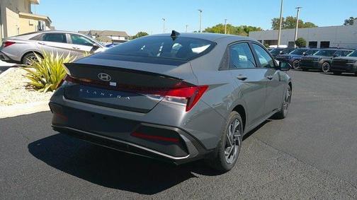2025 Hyundai ELANTRA Sport