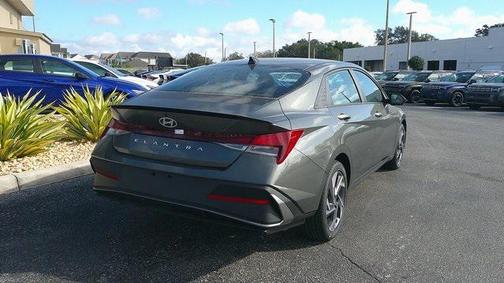 2025 Hyundai ELANTRA Sport