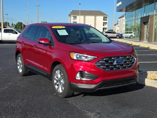 2023 Ford Edge Titanium