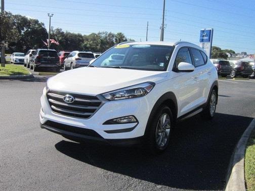 2016 Hyundai TUCSON SE