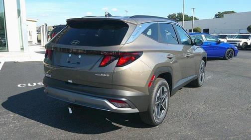 2026 Hyundai TUCSON Hybrid SEL