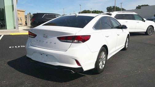 2019 Hyundai SONATA SE